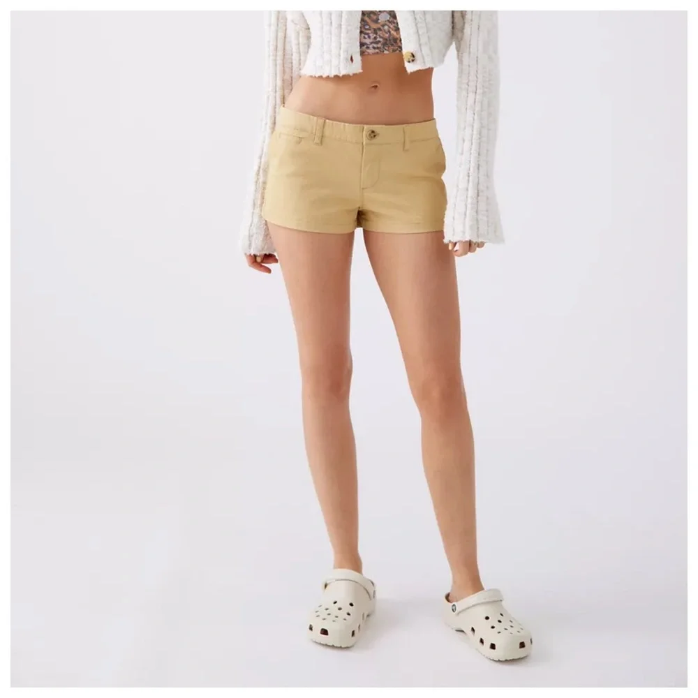 BDG Margot Khaki Shorts - Picture 2 of 9